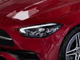 Mercedes-Benz C 200 d T AMG+MBUX+PANO+DISTRONIC+TOTW+360°+AHK - Mercedes-Benz C 200 mit Diesel-Antrieb: Schiebedach