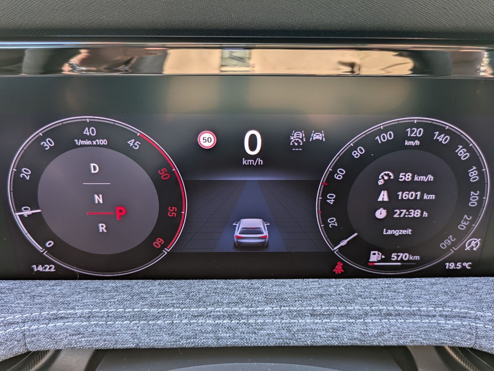 Fahrzeugabbildung SKODA Superb 2.0 TDI 4x4 Selection MATRIX*AHK*5J GAR.
