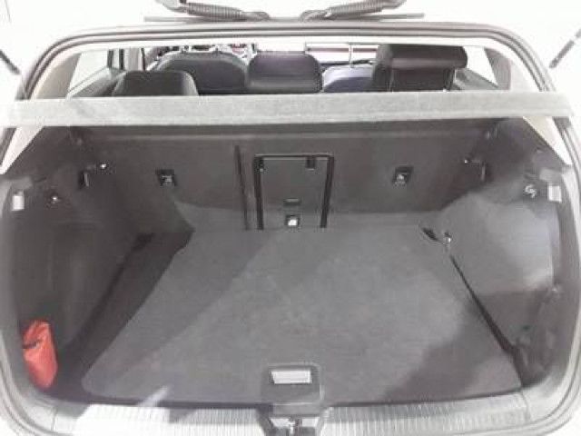Volkswagen Golf - Bild 4