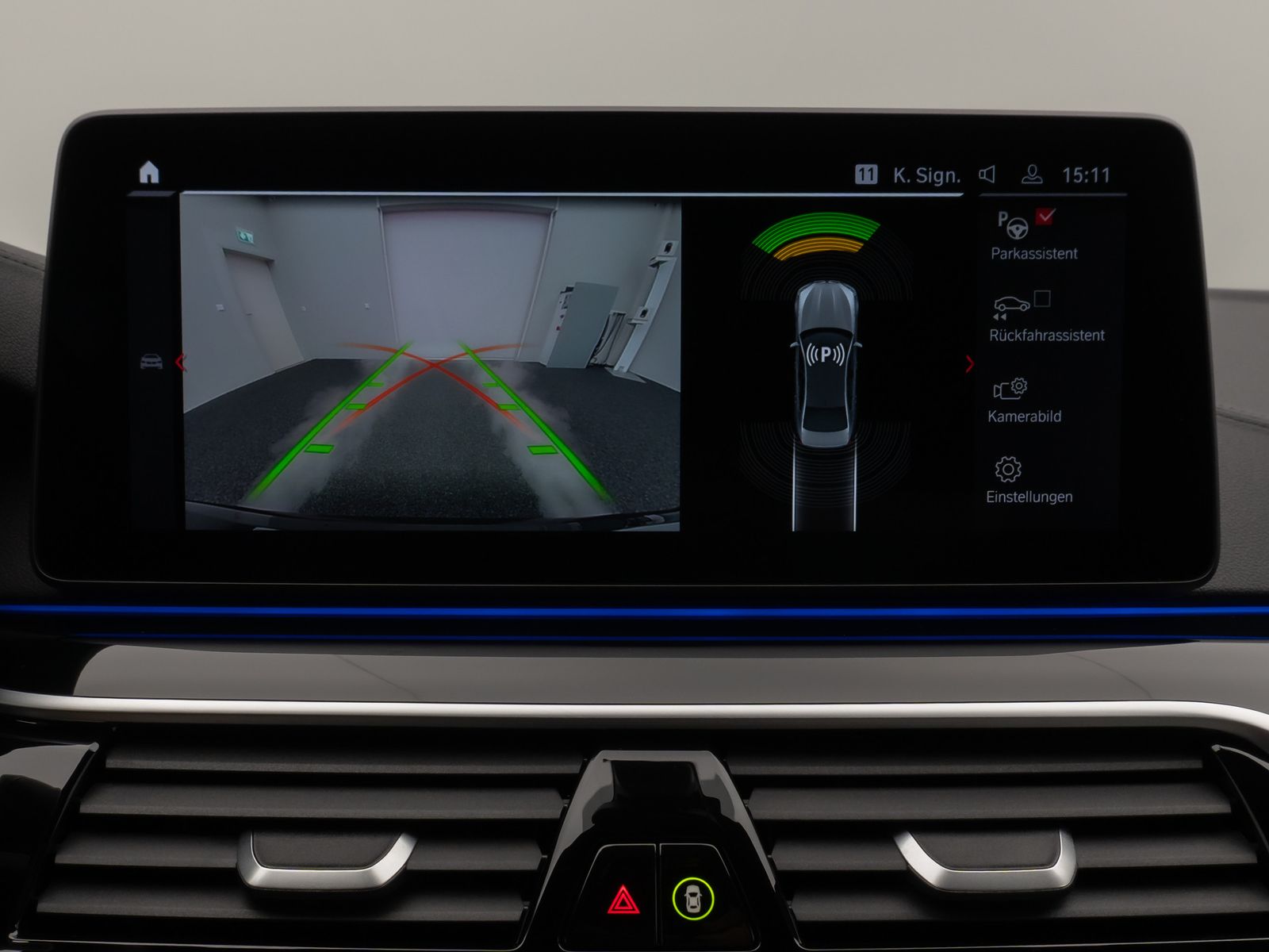 Fahrzeugabbildung BMW M5 Competition xD Kamera HUD DAB B&W SoftCL 20"