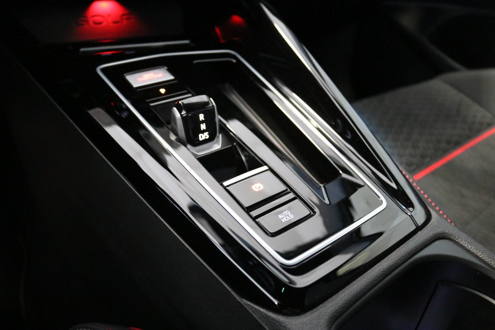 Volkswagen Golf VIII GTI Clubsport ACC Navi Akrapovic LED, миниатюра 17