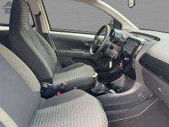 Foto Nummer 9: PEUGEOT 108