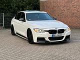 BMW F 30  335i M performance - BMW 335 in Düsseldorf