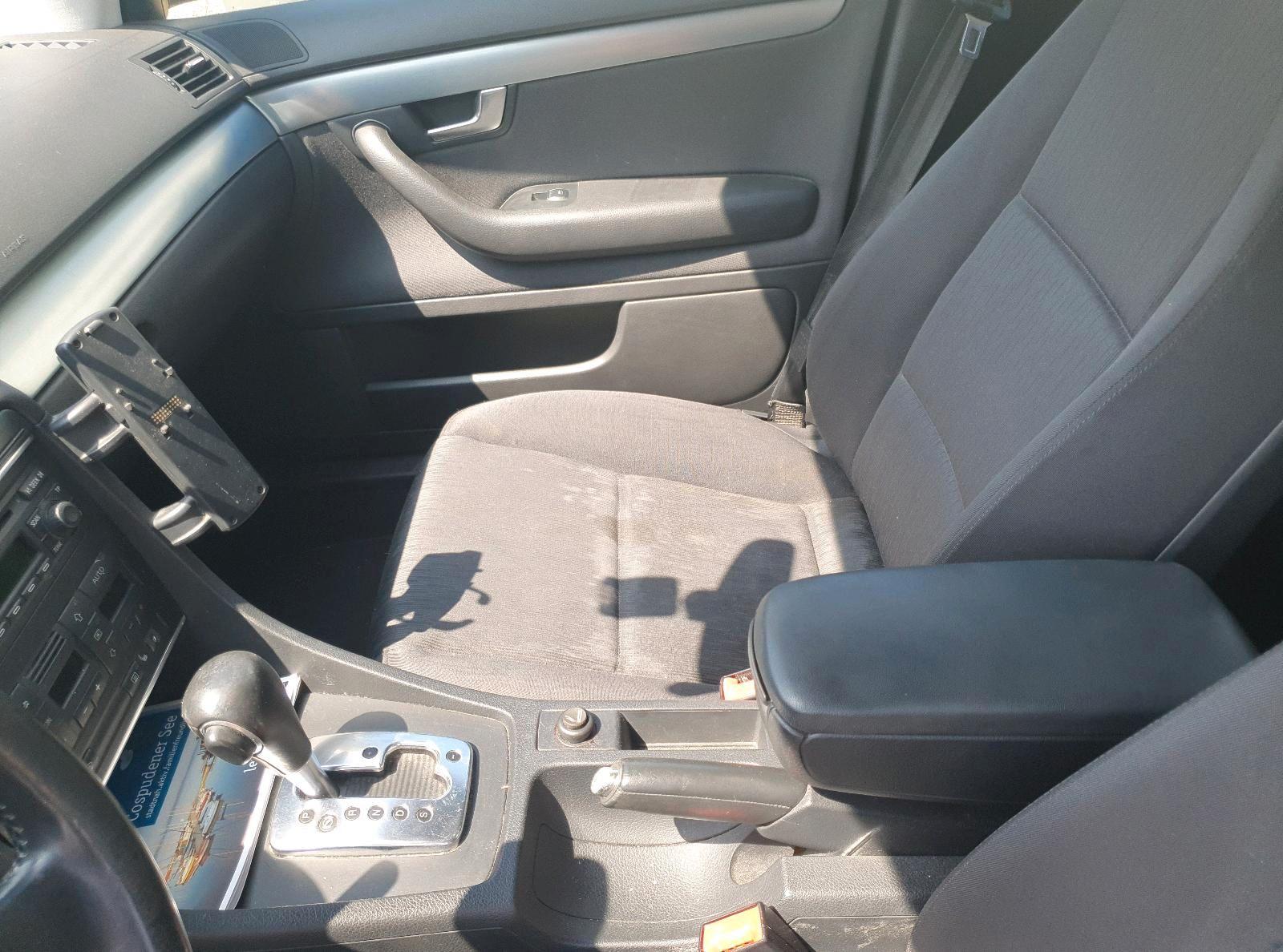 Audi A4 2005 — photo 5