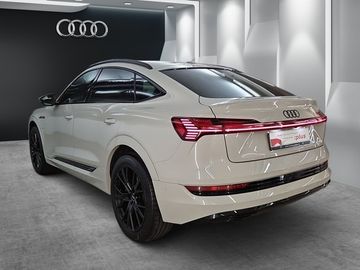 Audi Q8 e-tron - 12