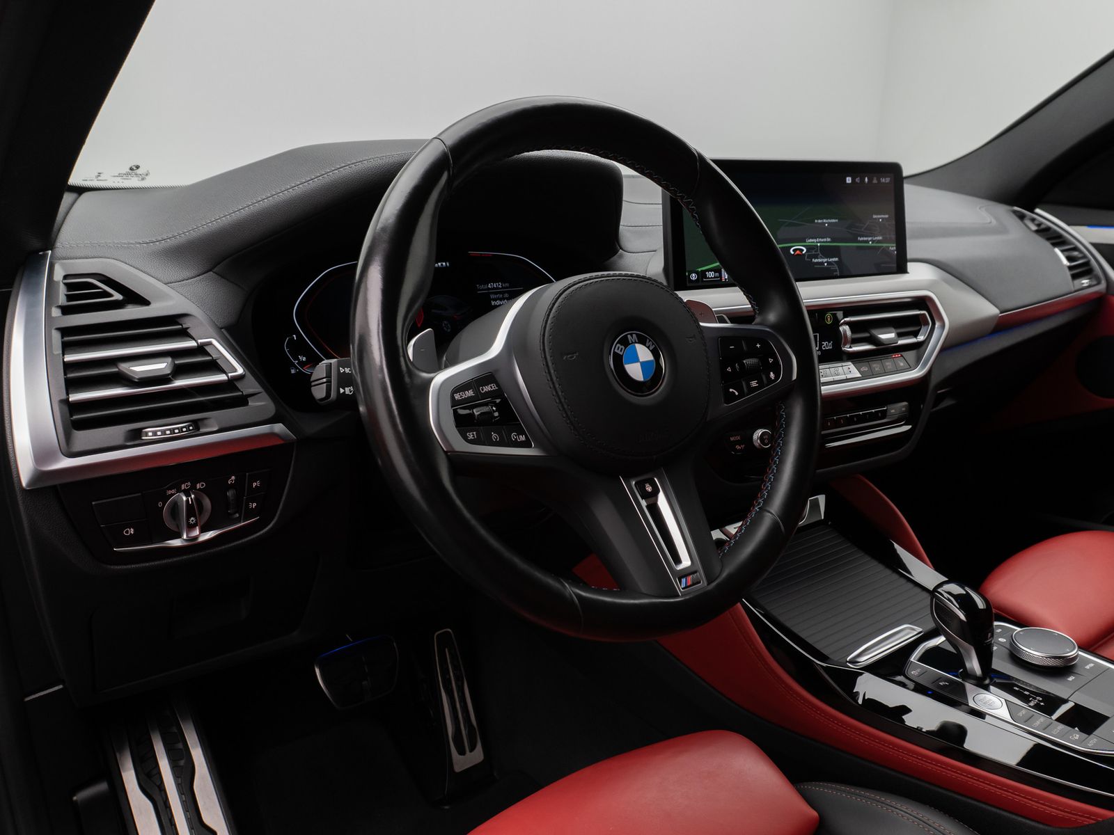 Fahrzeugabbildung BMW X4 M40i Kamera Laser HUD DAB HiFi DisplKey 21"