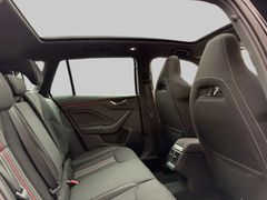 SKODA Kamiq Monte Carlo PANO 18"Ursa TravelAssist VZE SKODA Kamiq Monte Carlo PANO 18"Ursa TravelAssist VZE