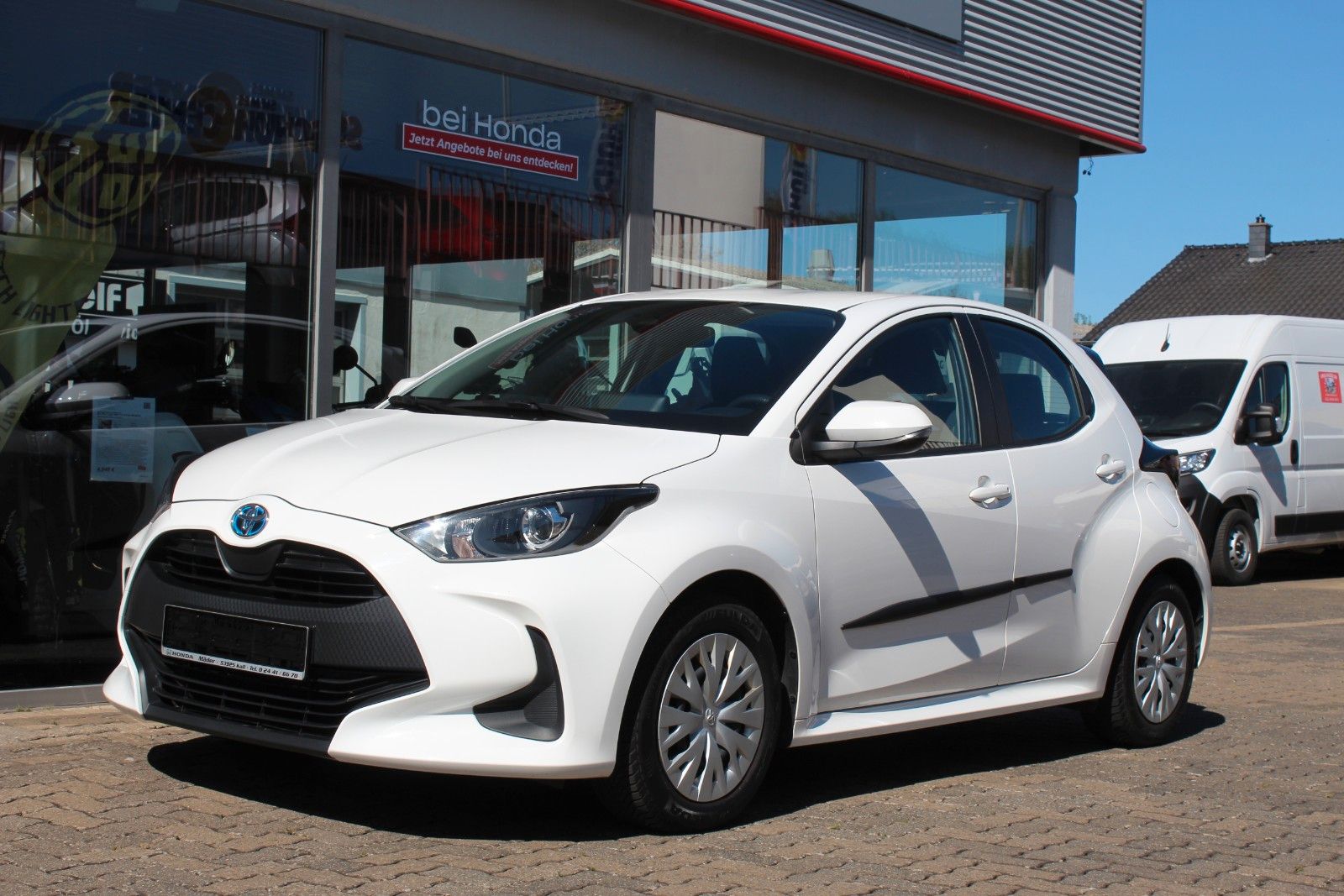 Toyota Yaris - 1