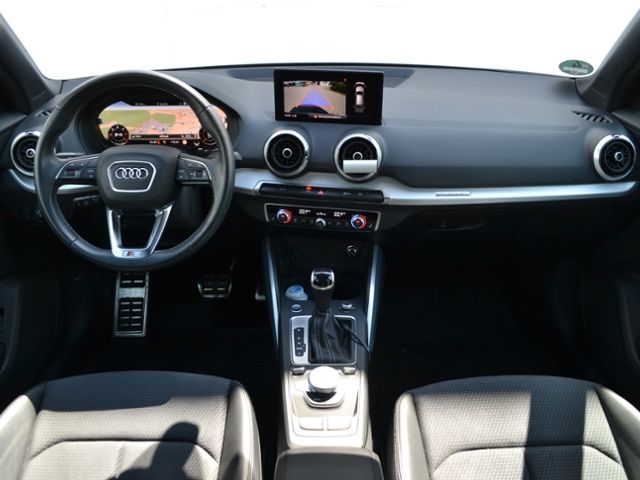 Q2 35 TDI quattro S-tronic S-line Inter. AHK/MAT
