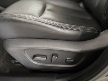 Fotografie des Nissan X-Trail 1.6 dCi Xtronic Tekna