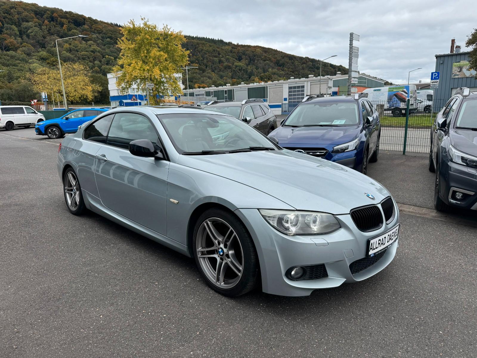 BMW 320i  Coupe LEDER*M-SPORT-PAKET*TOP!