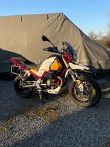 Moto Guzzi V85TT - 1. HAND - TOP ZUSTAND - SCHECKHEFT