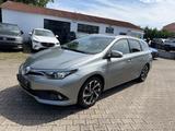 Toyota Auris Touring Sports Hybrid Edition-S - Toyota Auris Edition mit Hybrid-Antrieb (Benzin/Elektro)