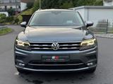 Volkswagen Tiguan Allspace Highline 4Motion 179PS/360°/LED - Volkswagen Tiguan Allspace Highline mit Benzin-Antrieb
