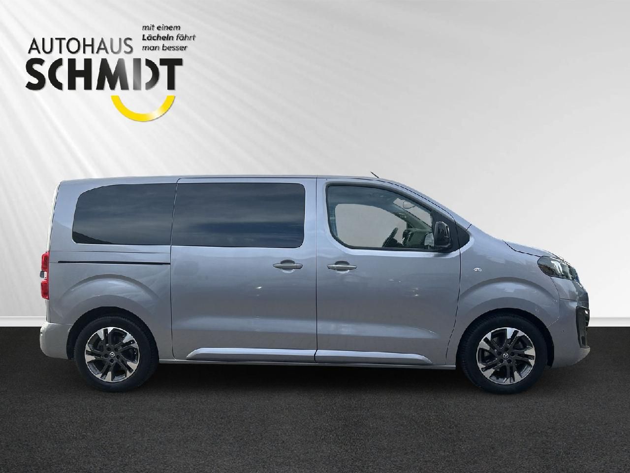 Fahrzeugabbildung Opel Zafira Life Electric Tourer M 75kw