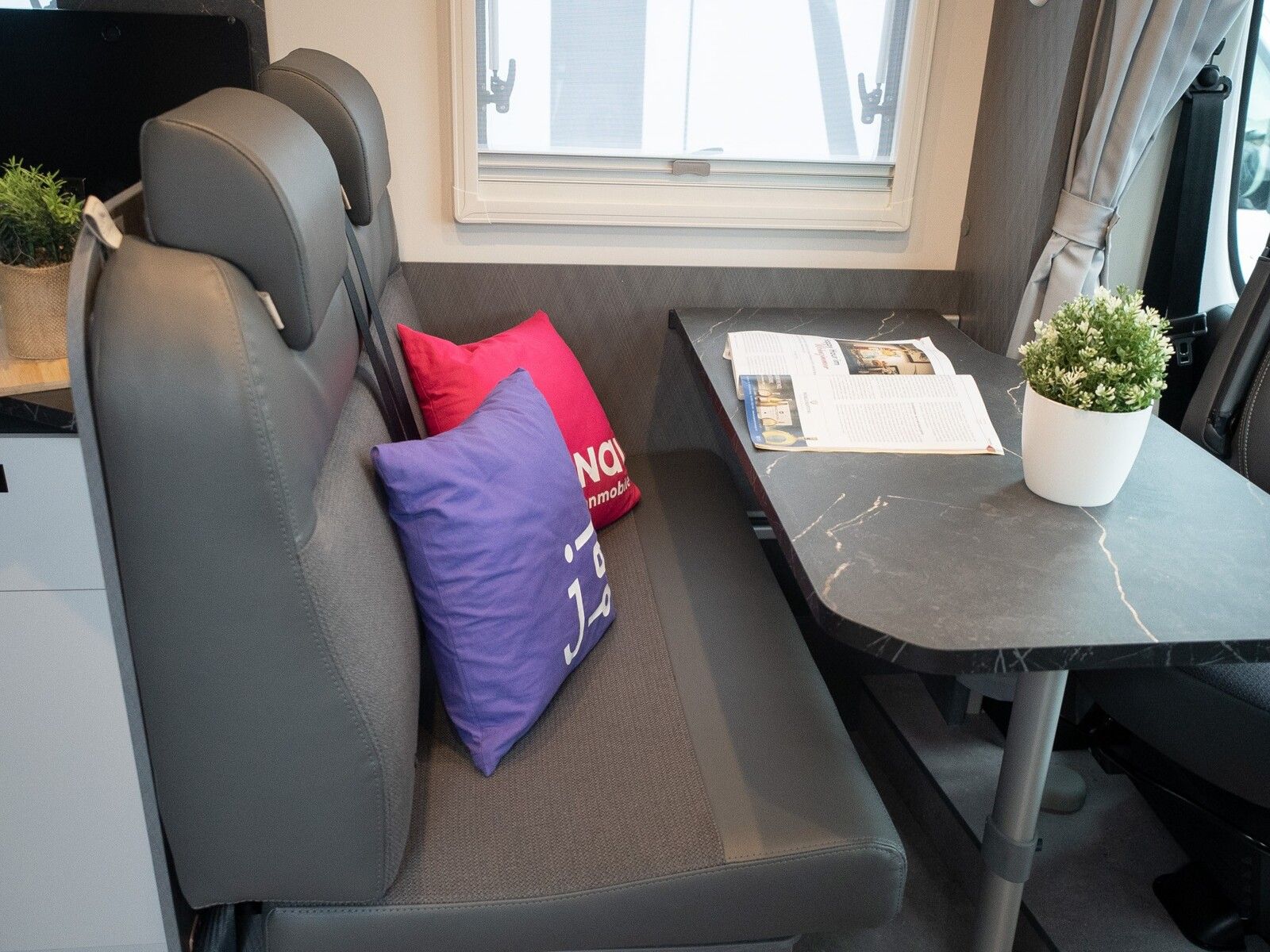 Fahrzeugabbildung Etrusco T-Modell Base 6.9 SB Markise*Hubbett*MJ 2026