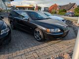 Volvo V70 Kombi 2.4 DYNAMIC EDITION - Volvo V70 mit Benzin-Antrieb: Kombi, Automatik
