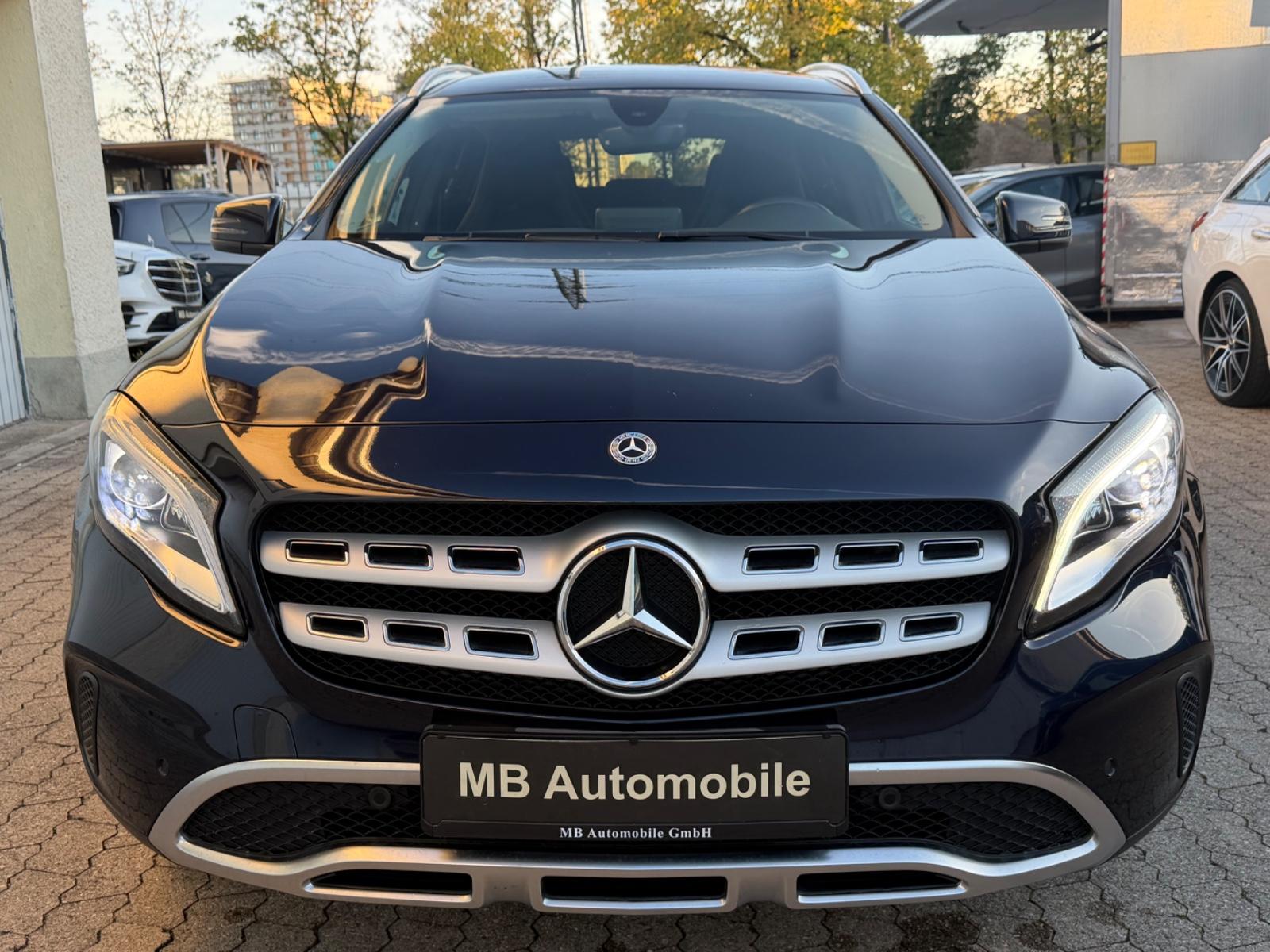 Mercedes-Benz GLA 220 d 4Matic*