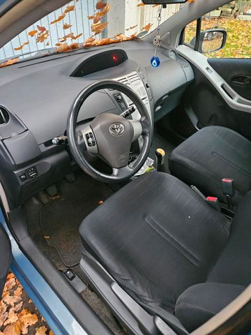 Toyota Yaris Motor 1,