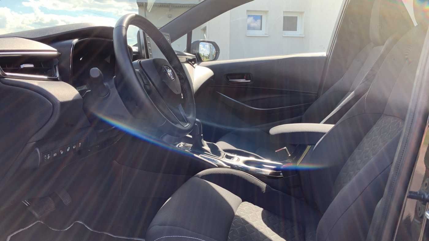Fahrzeugabbildung Toyota Corolla 1.8 Hybrid Team D | TechPa+Kamera+AHK