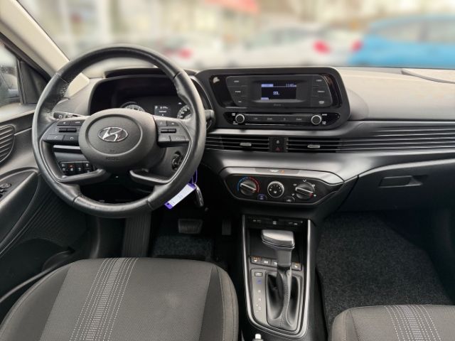 Fahrzeugabbildung Hyundai i20 Select 1.0 T-GDI DAB SHZ PDC Bluetooth Temp