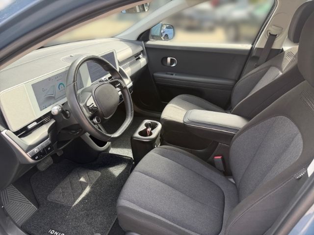 Fahrzeugabbildung Hyundai IONIQ 5 Basis Elektro +KLIMA+NAVI+RFK+PDC+SHZ+UV
