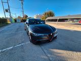 Alfa Romeo Giulia 2.9 V6 Bi-Turbo 375 kW AT8 Quadrifogl... - Alfa Romeo Giulia V6 Gebrauchtwagen