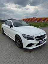 Mercedes-Benz Coupé AMG | Pano | 360° | Burmester | CarPlay - Mercedes-Benz C 300 in Oberhausen