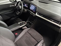 Fahrzeugabbildung BMW 218i Active Tourer M Sport -- AHK/ ACC/ HeadUp