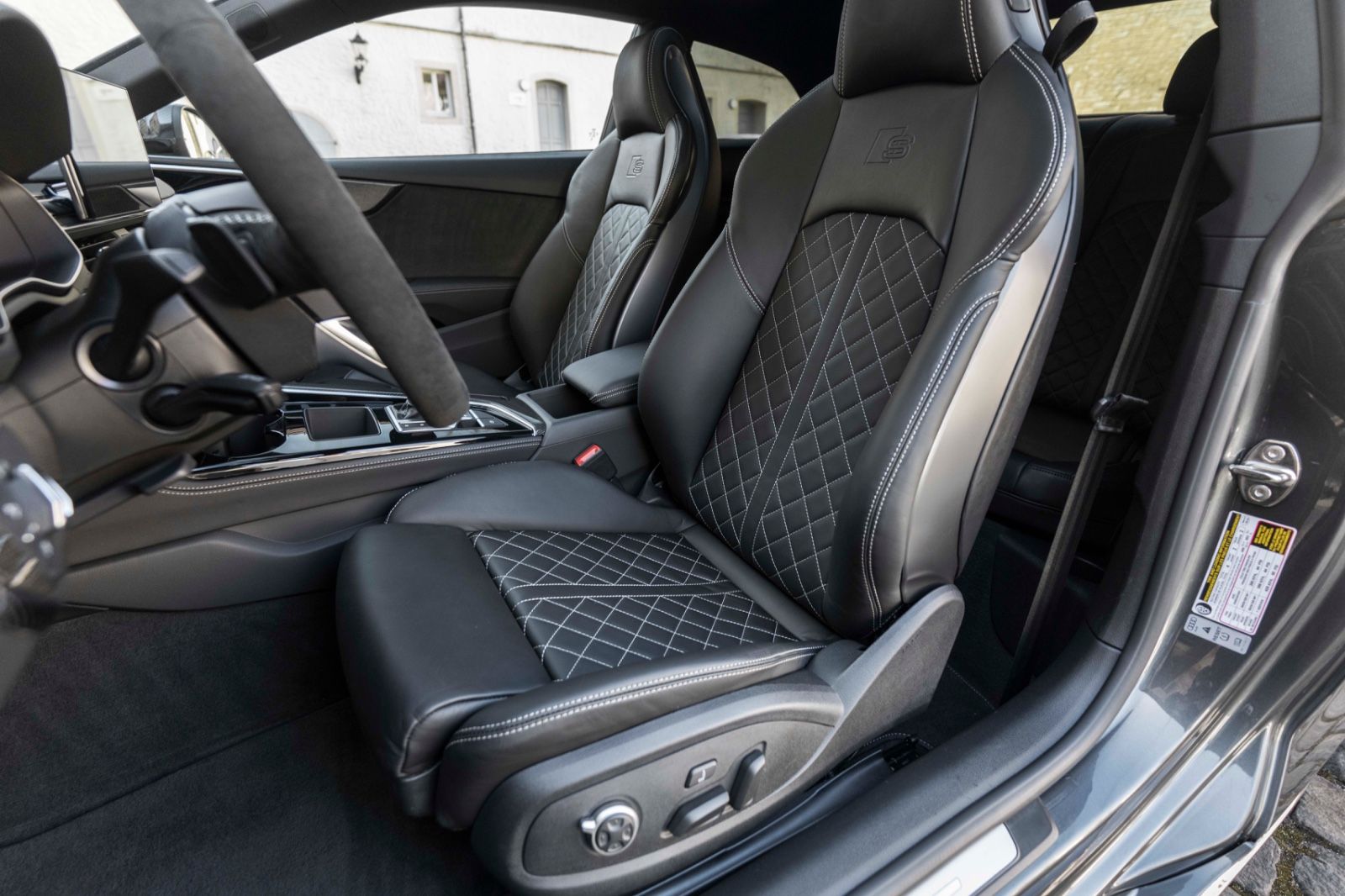 Fahrzeugabbildung Audi S5 3.0T Quattro MATRIX B&O LED 360° ACC MASSAGE