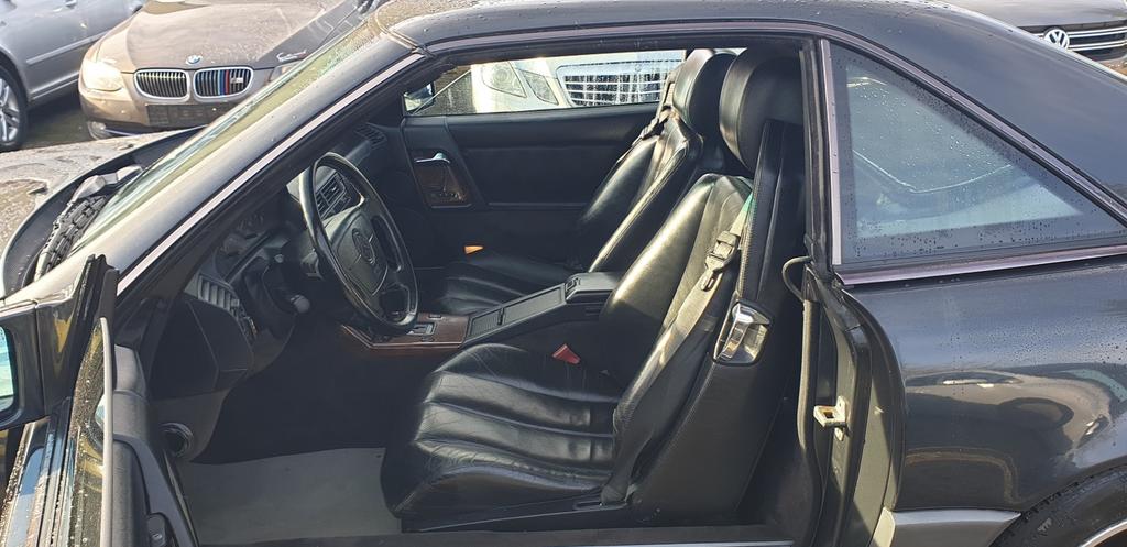 Mercedes-Benz SL 300