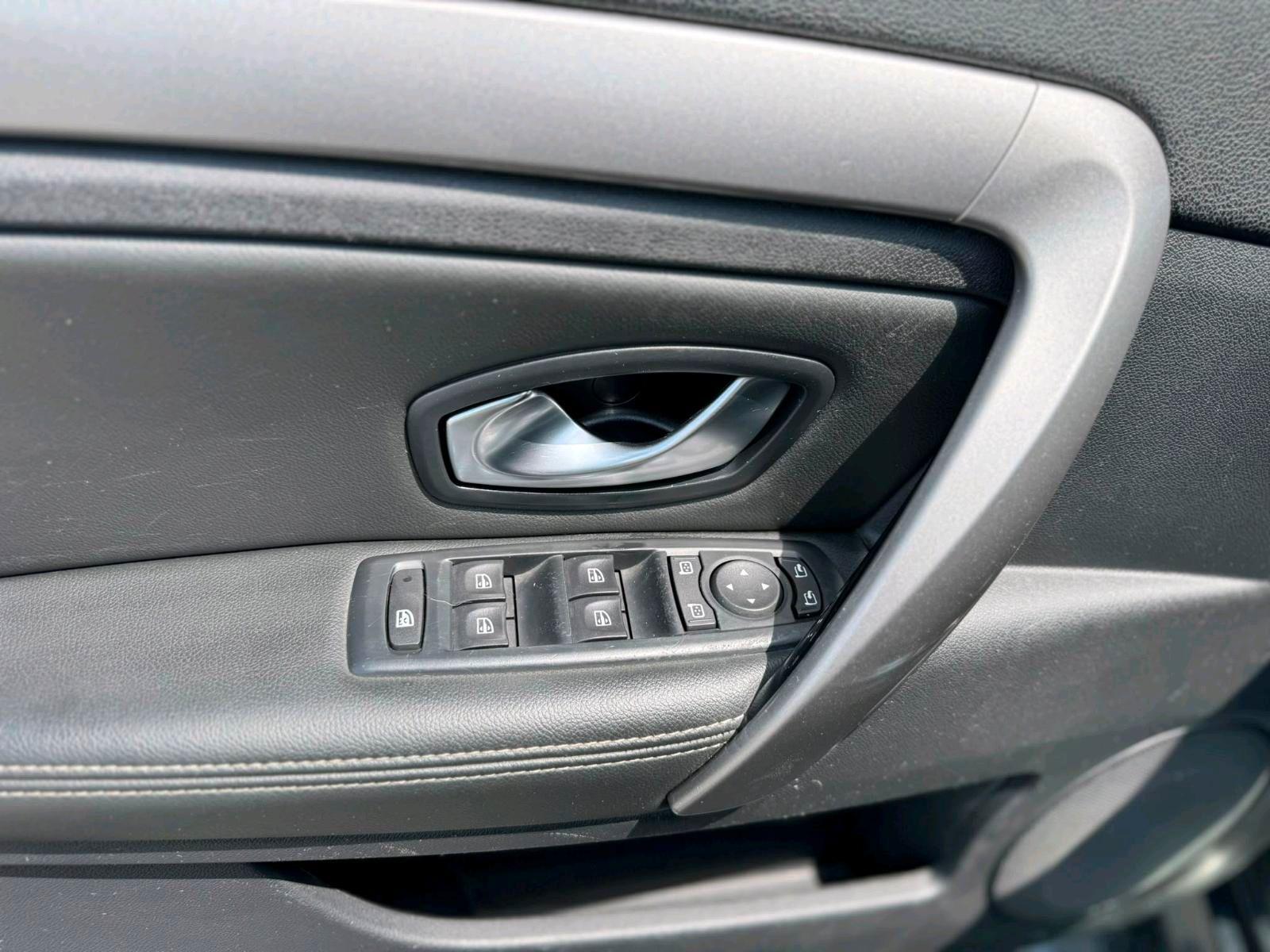 Renault Laguna 2014 — engine 110 HP (81kW)
