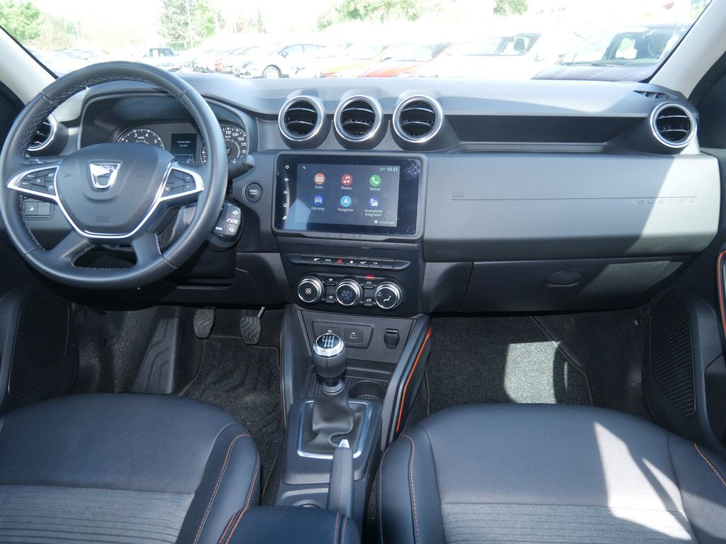 Fahrzeugabbildung Dacia Duster Extreme TCe 130 2WD KAMERA NAVI LED 360°