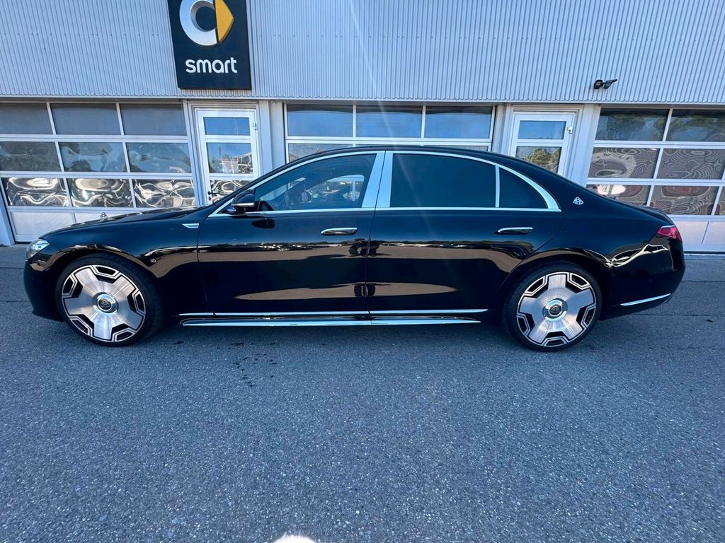 Image of Mercedes-Benz S 580