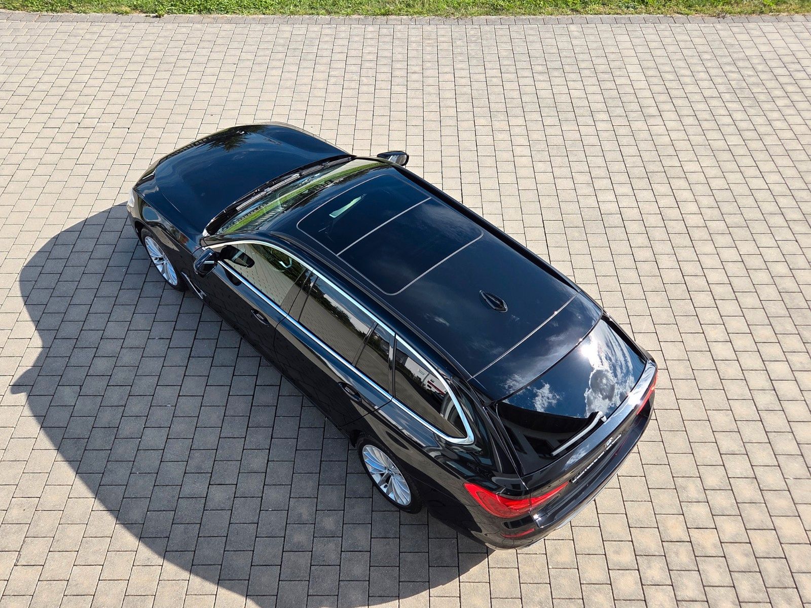 BMW 540i Touring xDrive Luxury Line H&K Pano ACC foto 24