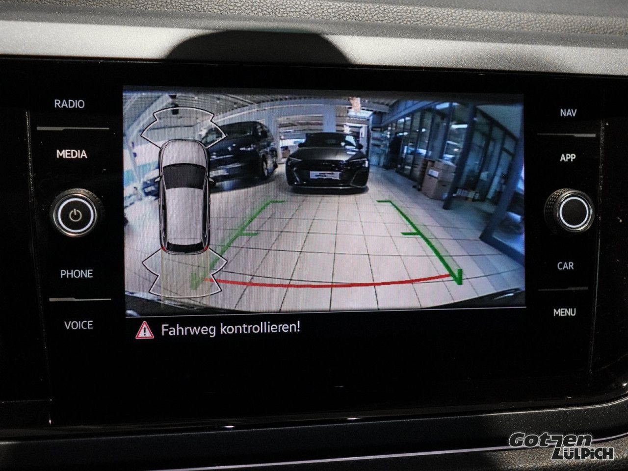 Fahrzeugabbildung Volkswagen Polo R-Line 1.0 TSI Navi IQ.DRIVE