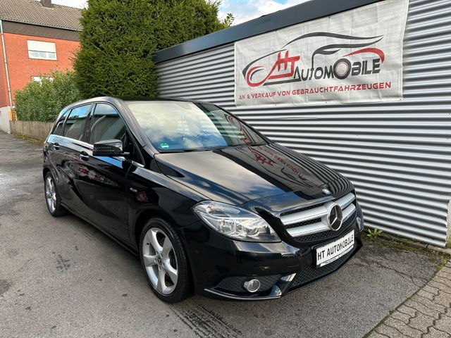 Mercedes-Benz B 200 NAVI/TEILL/SHZ/KLIMAAUT/AHK/TEMPOM