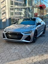 Audi Performance 305kmh Keramik Matrix B&O HUD 22" - silberne Audi RS7