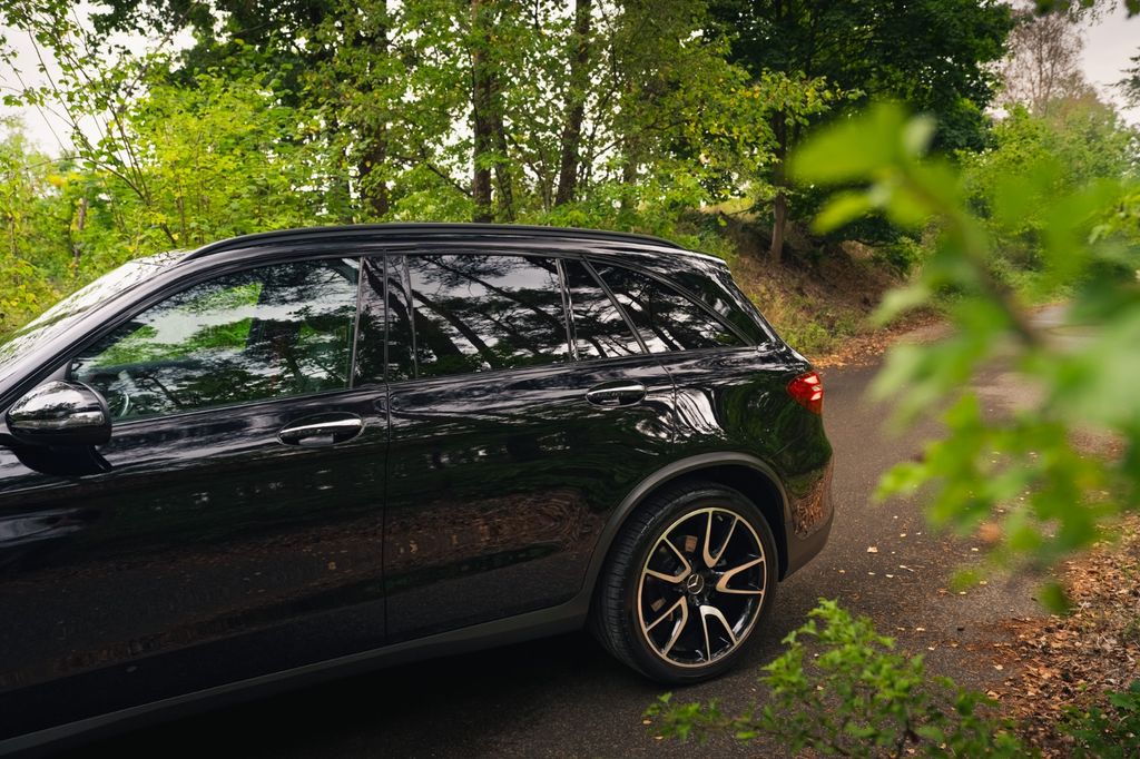 MERCEDES-BENZ GLC 43 AMG*PANO*AHK*BURM*ACC*MEMORY*Keyless* MERCEDES-BENZ GLC 43 AMG*PANO*AHK*BURM*ACC*MEMORY*Keyless*