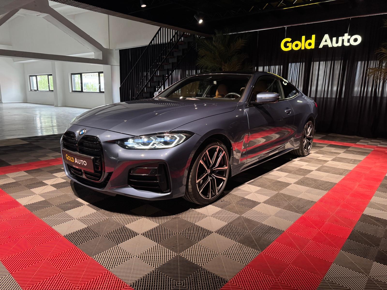BMW M440i xDrive Coupé A