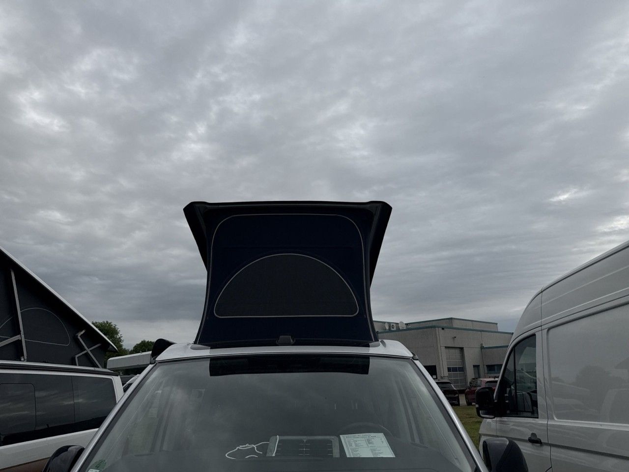 Volkswagen T6.1 California Beach Camper Edition Motor: 2,0  foto 22