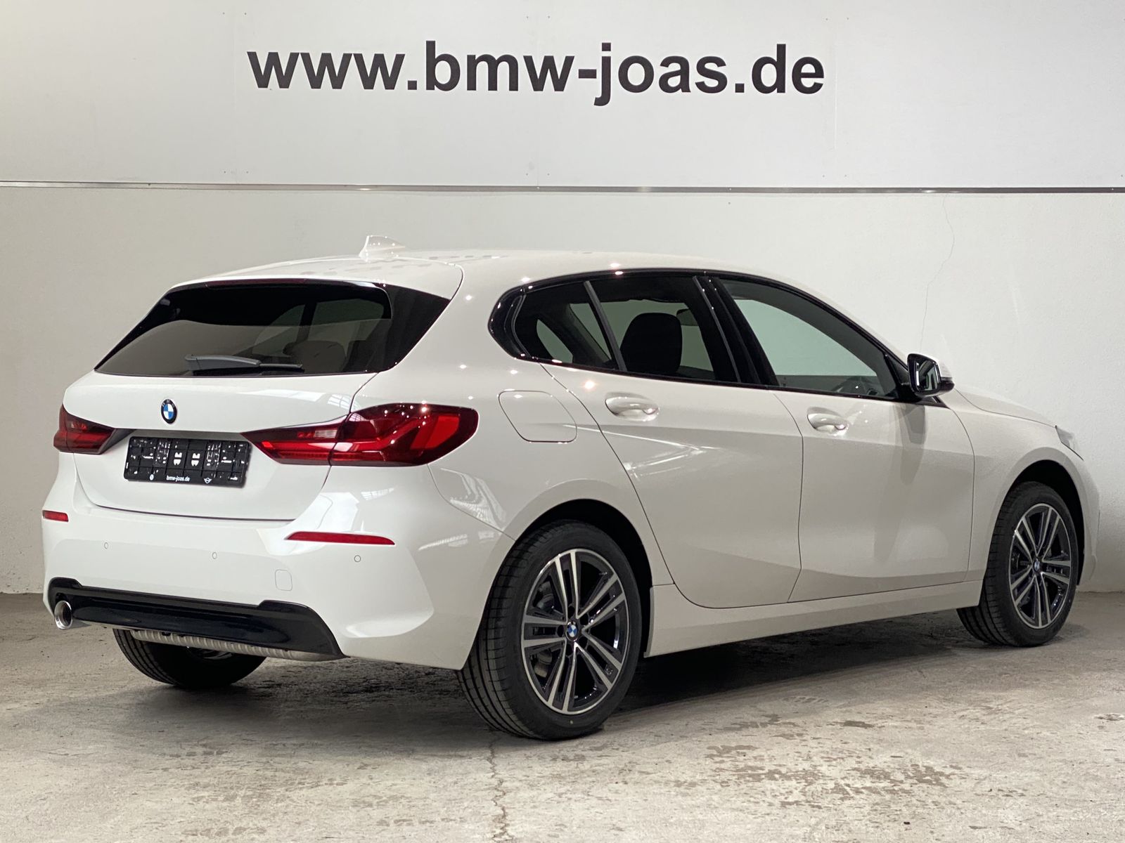 Fahrzeugabbildung BMW 118i Sport Line DAB LED WLAN Komfortzg.