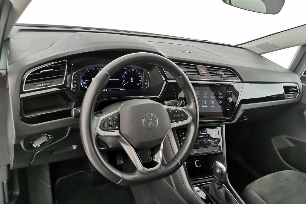 Volkswagen Touran Highline 1.5 TSI 110kW 7-Gang DSG 4 Türen, миниатюра 10