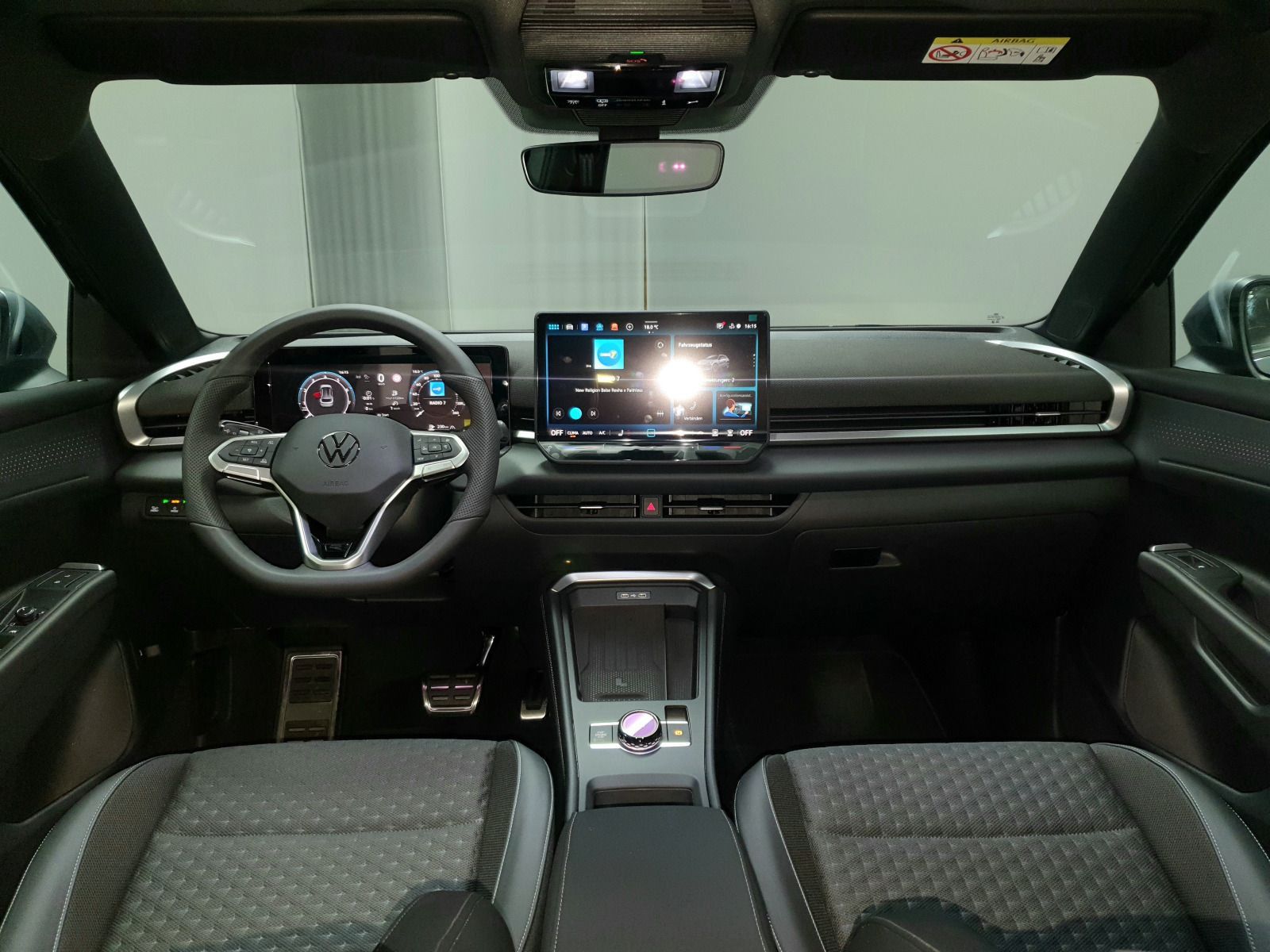 Volkswagen T-Roc - Bild 7