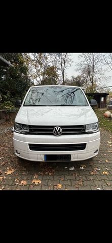 Volkswagen VW T5 Multivan 2L EZ: 02/2015