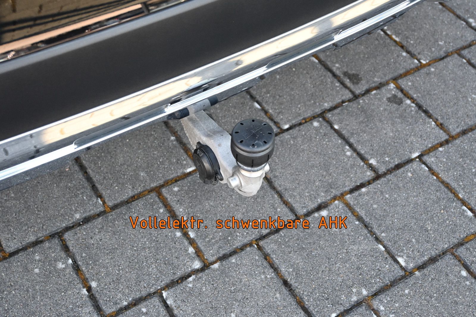Fahrzeugabbildung Mercedes-Benz GLC 200 4MATIC Aut. °AHK°MEMORY°360°-KAM°8-FACH°