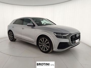 Audi Q8 - 4