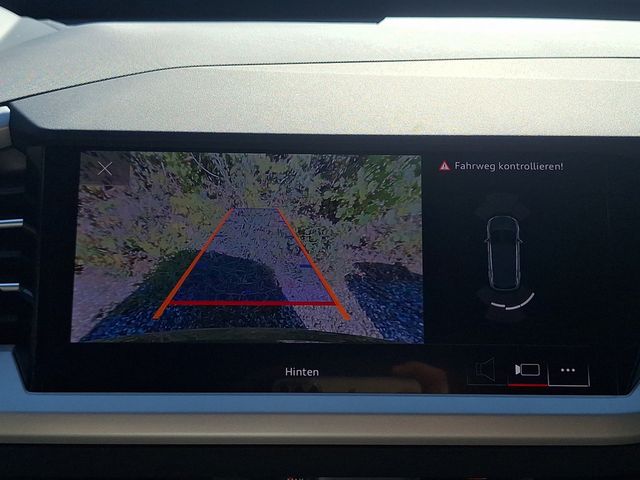 Q4 e-tron 45 quattro 82 kWh Navigation, Wärmepum