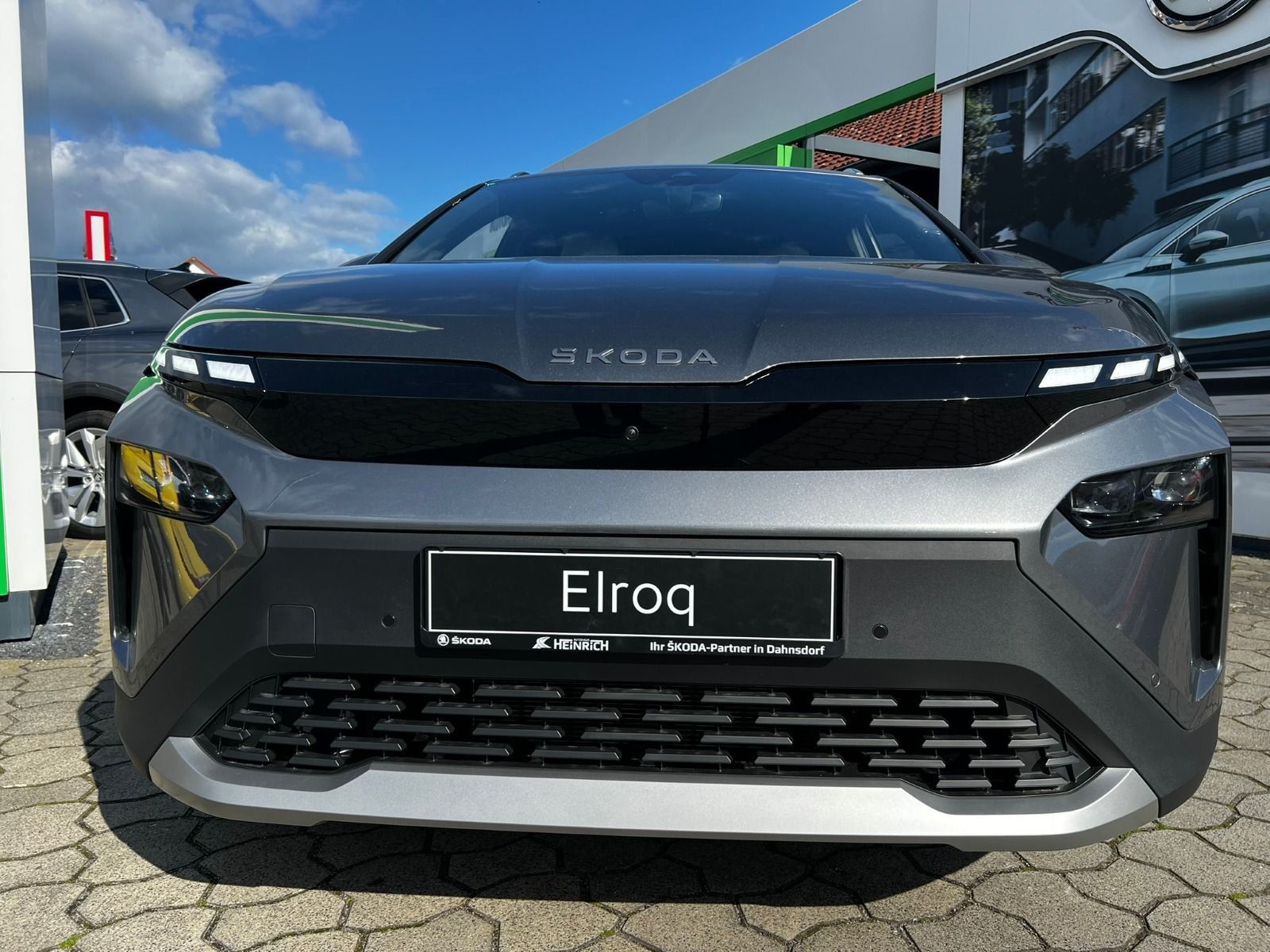 Fahrzeugabbildung SKODA Elroq 85 MAXX*360°CAM*AHK*Head-UP*DCC*CANTON*Wär