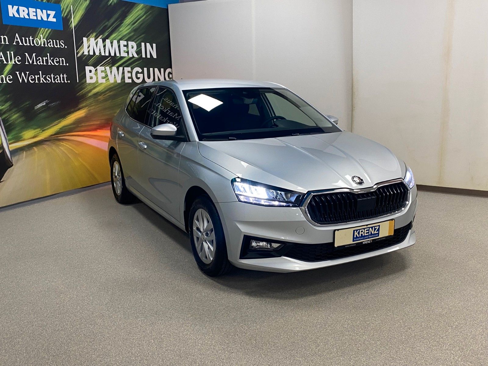 Fahrzeugabbildung SKODA Fabia 1.0l TSI Selection+Lenkradheizung+SHZ+PDC+